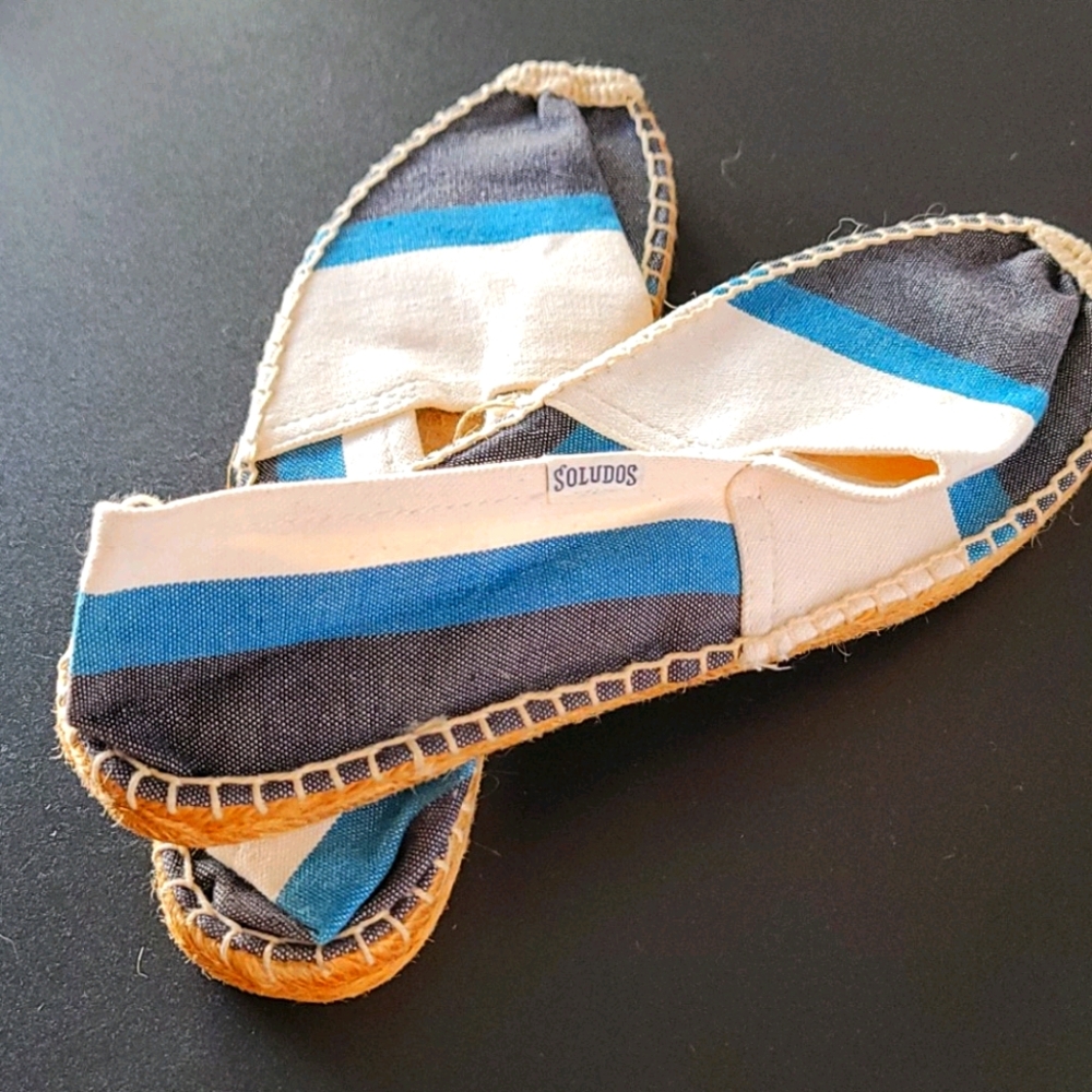 Striped espadrilles